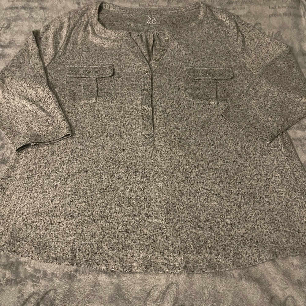 NY& Company tops
